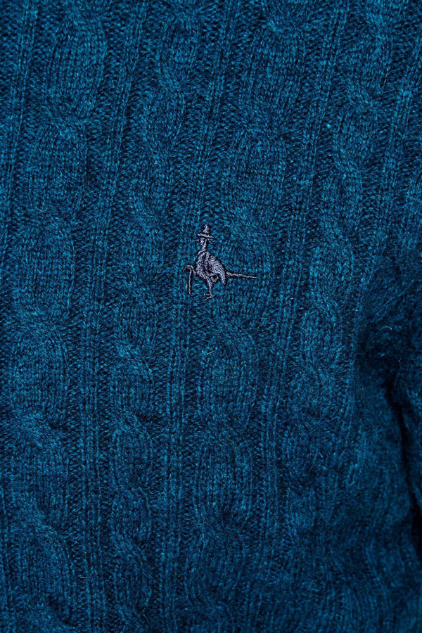 marlow-knitwear-close-up